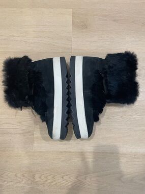 Cougar Black Faux Fur Platform Winter Boots